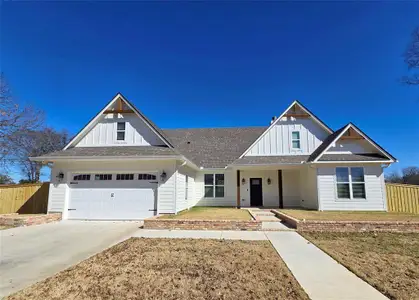 New construction Single-Family house 139 Green Mdw, Van, TX 75790 - image
