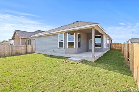 New construction Single-Family house 1916 Split Rock Rd, New Braunfels, TX 78130 Andrew- photo 15 15