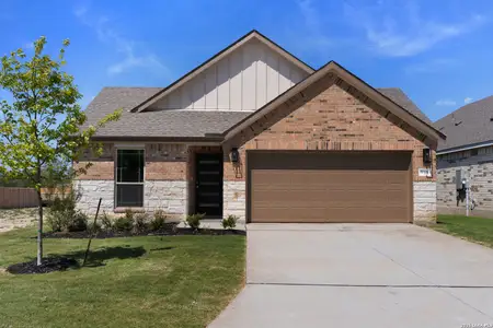 New construction Single-Family house 939 Creek Bed Dr, New Braunfels, TX 78130 plan Maldives - image