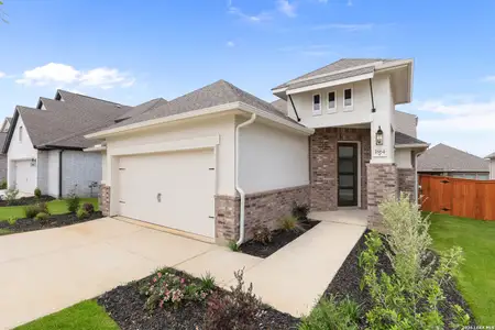 New construction Single-Family house 1864 Bighorn Trl, New Braunfels, TX 78132 plan Hale - image