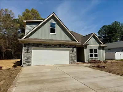 New construction Single-Family house 303 E 7Th Ave, Raeford, NC 28376 - image