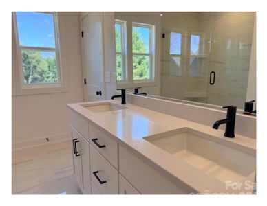 New construction Townhouse house 3922 Sarah Dr, Charlotte, NC 28208 - image 5