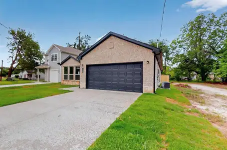 New construction Single-Family house 415 Martin Luther King Jr St, Sulphur Springs, TX 75482 - image