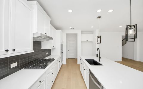 New construction Single-Family house 7314 Prairie Lakeshore Ln, Katy, TX 77493 plan Grinnell - image 6