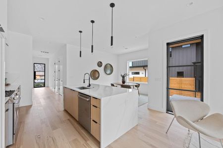 New construction Condo house 1409 Valleyridge Dr, Unit B, Austin, TX 78704 - image 15