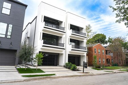 New construction Single-Family house 411 W Saulnier St, Houston, TX 77019 - image