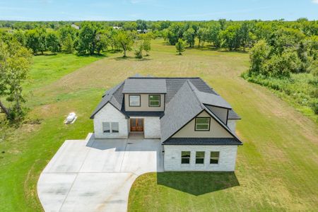 New construction Single-Family house 33111 Amberjack Dr, Richwood, TX 77515 - image