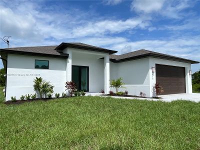 New construction Single-Family house 818 Anaconda Ave S, Lehigh Acres, FL 33974 - image