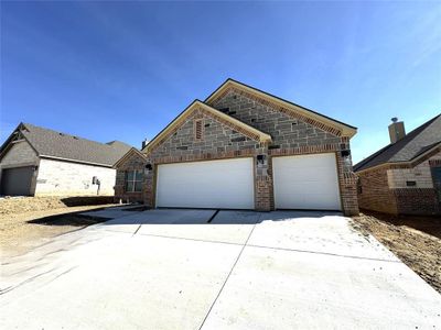 New construction Single-Family house 2003 Belle Lagos Ln, Cleburne, TX 76033 - image