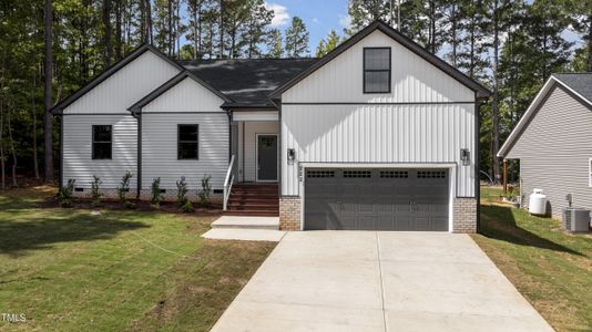 New construction Single-Family house 222 Shawnee Drive, Louisburg, NC 27549 - photo 0