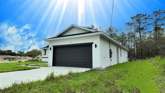 New construction Single-Family house 7 Spring Pass, Ocala, FL 34472 - image