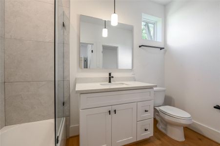 New construction Single-Family house 7606 Victory Reserve St, Houston, TX 77088 - image 14