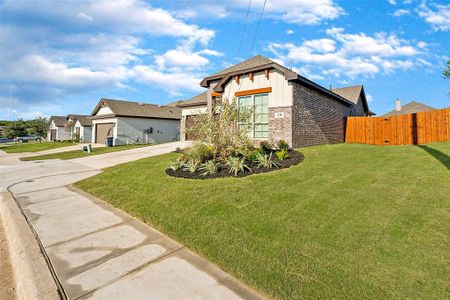 New construction Single-Family house 338 Carlisle Dr, Weatherford, TX 76085 null- photo 1 1