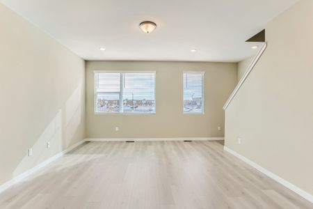 New construction Townhouse house 372 N Geneva St, Aurora, CO 80010 Dillon- photo 6 6