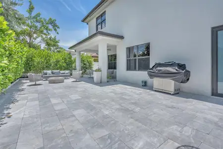 New construction Single-Family house 4335 Sw 173Rd Ave, Miramar, FL 33029 - image