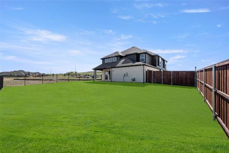 New construction Single-Family house 737 E Auburn Ave, Midlothian, TX 76065 Oxford R (w/Media)- photo 28 28