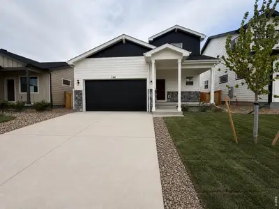 New construction Single-Family house 740 Ayrshire Rd, Johnstown, CO 80534 plan Lindon - image