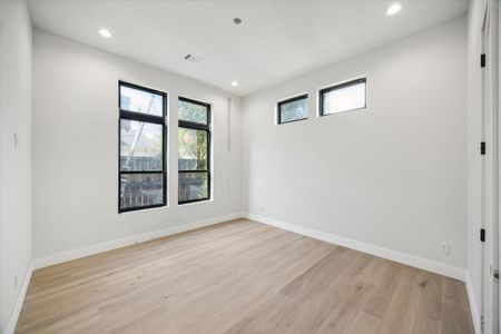 New construction Single-Family house 2102 Tangley St, Houston, TX 77005 - image 18