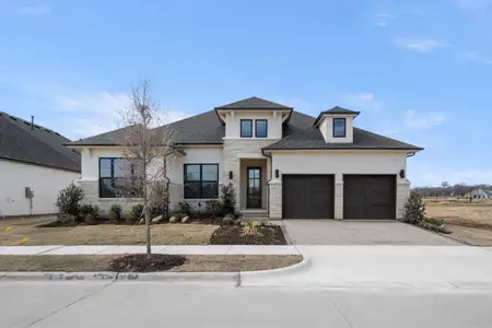 New construction Single-Family house 4730 Hawthorn Hills Ln, Arlington, TX 76005 plan Brynlee II - image