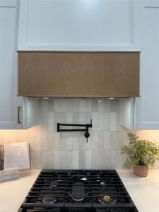 New construction Single-Family house 923 Fisher St, Unit A, Houston, TX 77018 - image 13