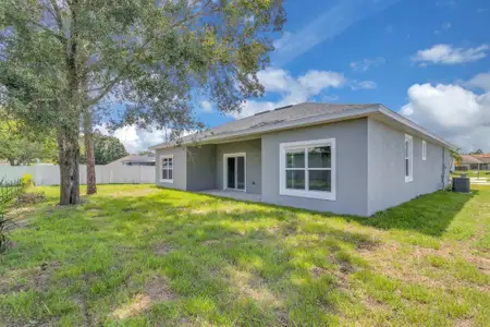 New construction Single-Family house 621 Dunlin Ln, Kissimmee, FL 34759 - image