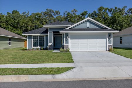 New construction Single-Family house 13812 Nw 150Th Cir, Alachua, FL 32615 plan 1820 - image
