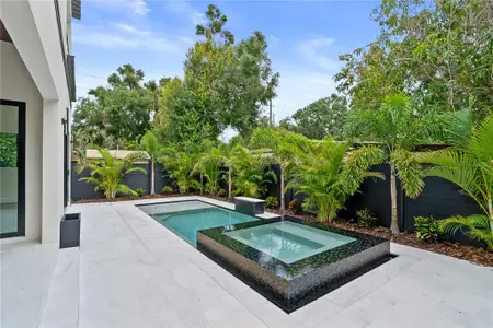 New construction Single-Family house 3406 W Arch St, Tampa, FL 33607 - image