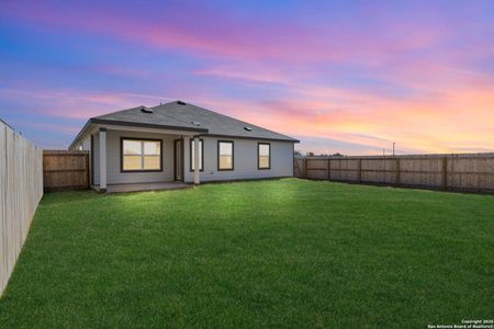 New construction Single-Family house 3539 Starbright Dr, New Braunfels, TX 78132 Landmark Series - Kimbell- photo 20 20