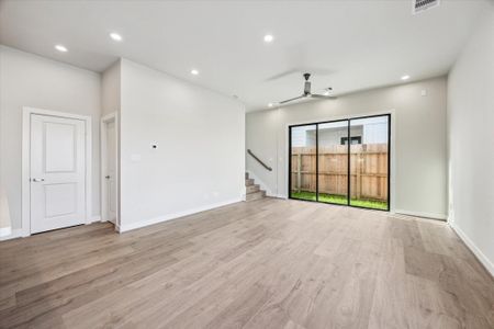 New construction Single-Family house 3911 Willowbend Pt, Houston, TX 77025 - image 10