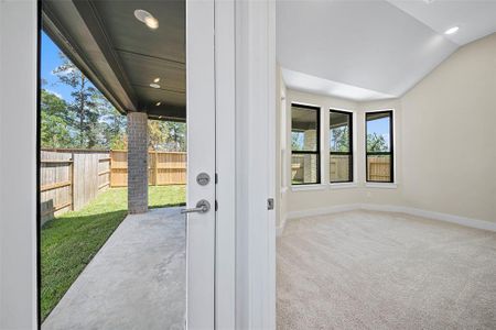 New construction Single-Family house 233 Trapper Creek Dr, Conroe, TX 77384 null- photo 31 31