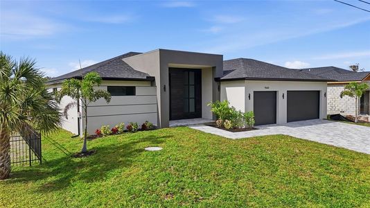 New construction Single-Family house 9660 President Cir, Port Charlotte, FL 33981 - image