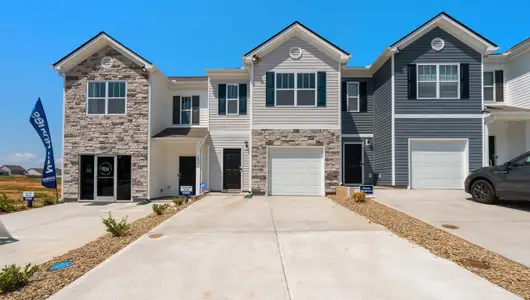 New construction Single-Family house 39 Pleasant Woods Trl, Greenville, SC 29605 plan Maywood - image