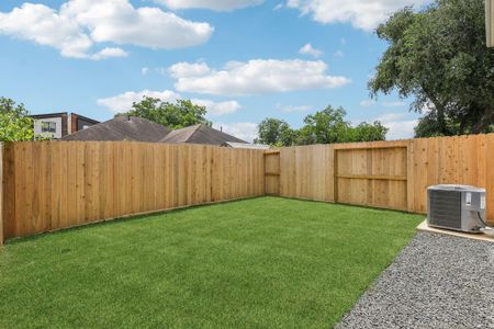 New construction Single-Family house 3722 Nathaniel Brown St, Houston, TX 77021 null- photo 0