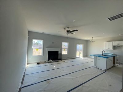 New construction Single-Family house 1708 Man O War Dr, Hope Mills, NC 28348 - image 6