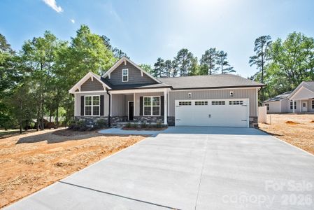 New construction Single-Family house 581 Goldmoor Dr Ne, Concord, NC 28025 - image