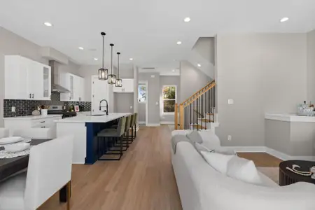 New construction Single-Family house 5836 Highland Sun Ln, Houston, TX 77091 - image 11