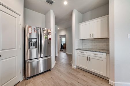 New construction Single-Family house 9628 Austin Hollow Rd, Fort Worth, TX 76036 plan MERIDIAN - image 6