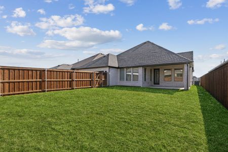 New construction Single-Family house 1004 Sunflower St, Crowley, TX 76036 Andover- photo 2 2