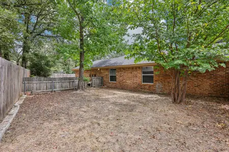 New construction Single-Family house 1033 Oak Ridge Dr, Azle, TX 76020 - image