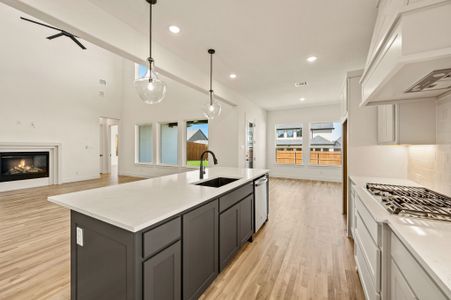 New construction Single-Family house 957 Highlands Ave, Aledo, TX 76008 plan Milo - image 8