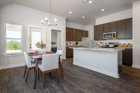 New construction Single-Family house 3528 Pointe Du Hoc Lp, Bryan, TX 77808 plan The Daffodil - image 6