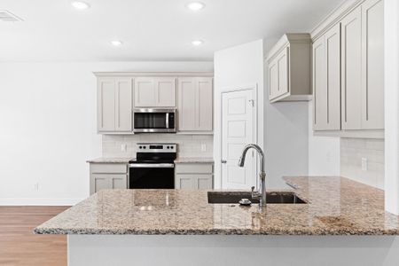 New construction Single-Family house 100 Annabel Dr, Paradise, TX 76073 plan The Granger - image 15