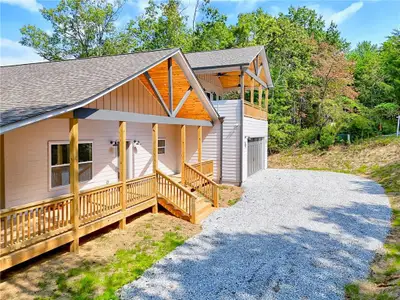 New construction Single-Family house 341 Abby Ln, Clayton, GA 30525 - image