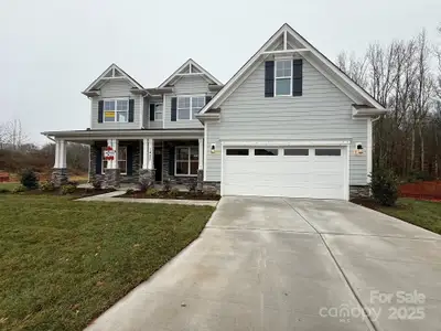 New construction Single-Family house 1425 Knob Creek Dr, Gastonia, NC 28054 plan Charleston - image