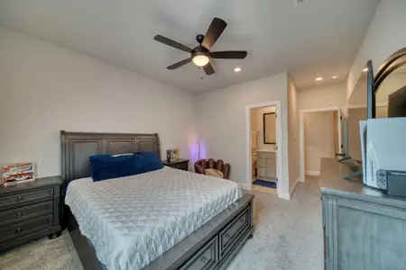 New construction Single-Family house 1783 Lake Crest Ln, Friendswood, TX 77546 - image 20