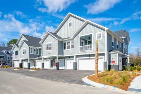 New construction Townhouse house 420 Carolina Cherry Ct, Unit 101, Charleston, SC 29414 Huger- photo 2 2