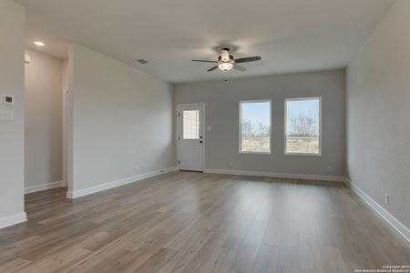 New construction Single-Family house 14622 Lower Pass Ln, San Antonio, TX 78252 null- photo 12 12