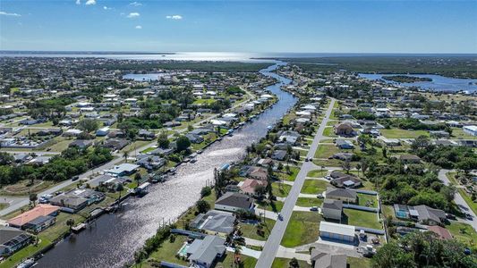 New construction Single-Family house 521 W Tarpon Blvd Nw, Port Charlotte, FL 33952 - image