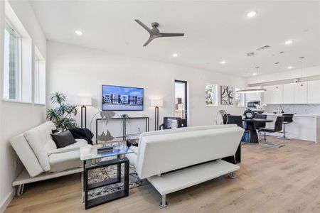 New construction Townhouse house 4035 Bel Air Blvd, Sherman, TX 75090 - image 4