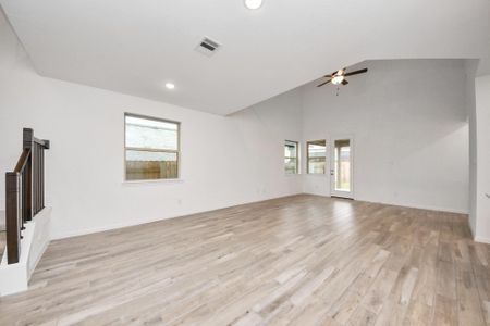 New construction Single-Family house 7227 Blue Gentiana Ln, Katy, TX 77493 plan Harverford - image 17